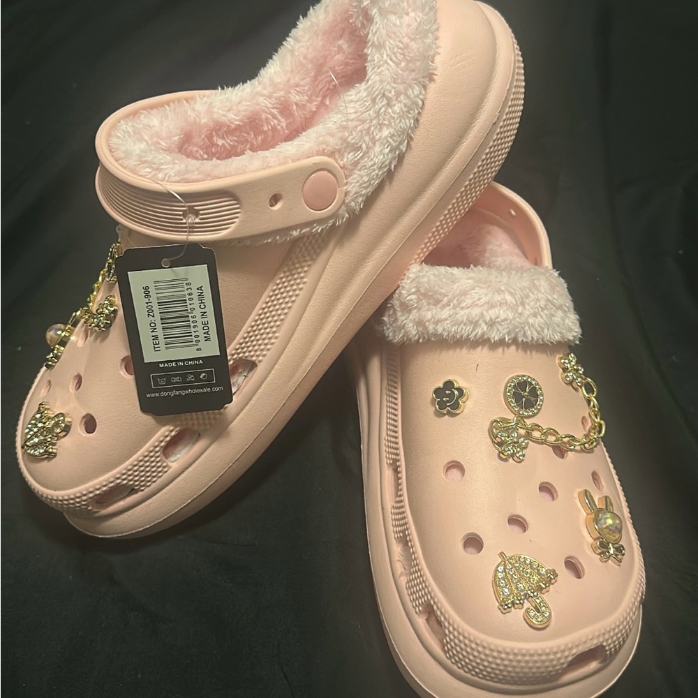 Cozy Pink Furry Women's Clogs